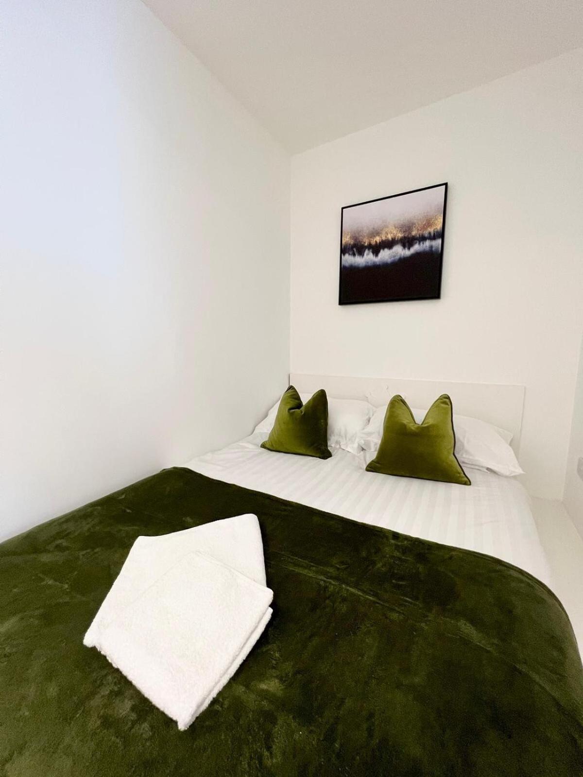 The Escape, The Kove, Bournemouth Beach Екстер'єр фото